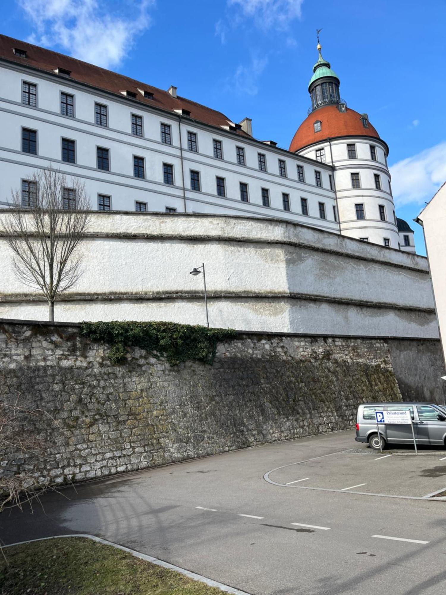 Zimmer Zum Vermieten Direkt An Der Donau Und Am Schloss Neuburg an Der Donau Luaran gambar